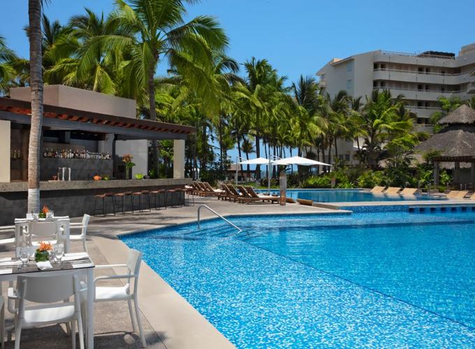 Surfos Snack Bar  Krystal Grand® Nuevo Vallarta Surfos Snack Bar  Krystal Grand® Nuevo Vallarta